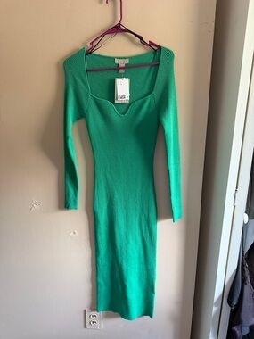 knitted bodycon mini dress cos COS NWT $120 Green Sleeveless High Neck Pullover Stretch Mini Bodycon – Brie main image 1